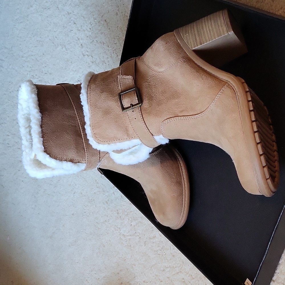 COPY - Boots 7 1/2